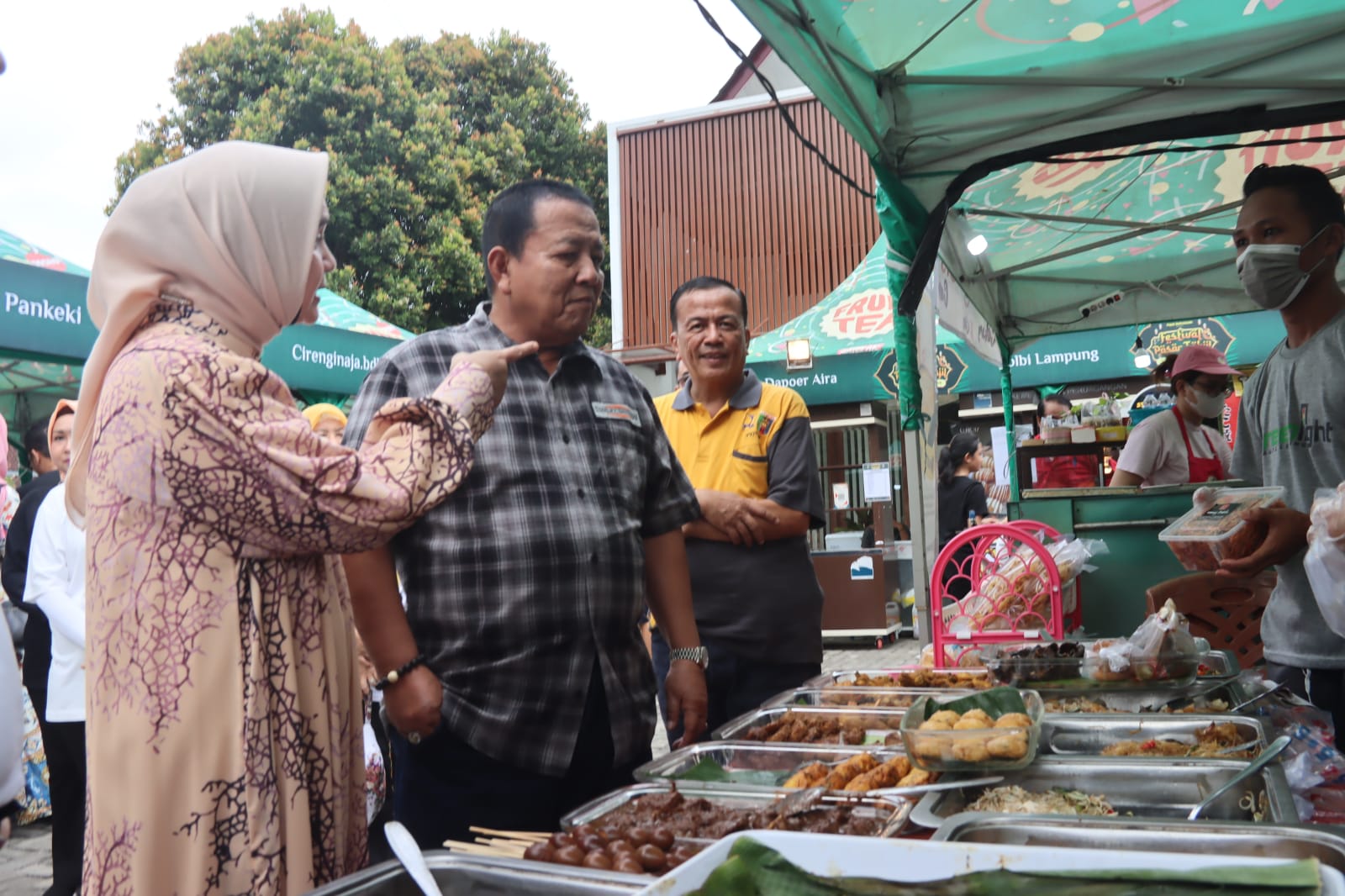 Festival Pasar Takjil Dibuka, Ketua Dekranasda Ajak Masyarakat Berperan Aktif Ikut Kegiatan Beli dan Bagi