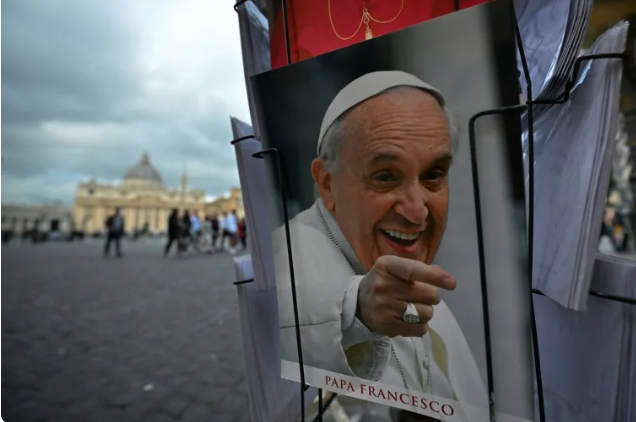 Paus Merasa Lebih Sehat, Diharapkan Hari Ini Keluar dari Ruymah Sakit
