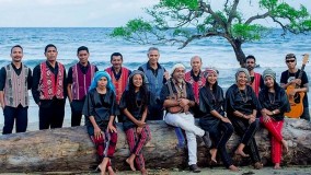 Kelompok Paduan Suara Koru Lian Timor Tour di Lembah Bega Australia