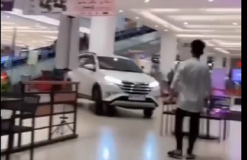 Honorer Bawasalu Bikin Aksi Heboh di Mall Transmart Padang, Begini Akhirnya