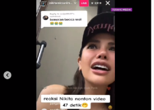 Nikita Mirzani Nobar Video Syur Rebecca Klopper: Ahhh Kecil Banget, Anjir