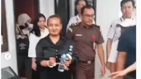 Lina Mukherjee Dijeloskan ke Tahanan Kejaksasan Palembang, Soal Unggahan Makan Babi