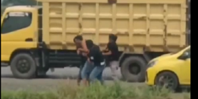 Sopir Dump Truck Jadi Korban Penganiyaan di Jalan Kabupaten Banjar, Diduga Akibat Serempetan
