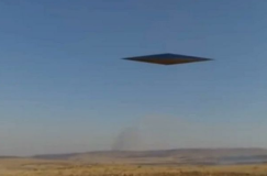UFO Misterius Terlihat di Langit saat Penduduk Lokal Melihat Pesawat Alien yang Dicurigai