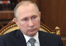 Ternyata Vladimir Putin Kecanduan Operasi Plastik Agar Tampak Awet Muda