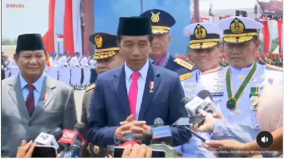 Ditanya Soal Jabatan Ketum PDI-P, Jokowi Tunjuk Nama Puan Maharani dan Prananda Prabowo