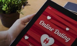 Cewek Singapura Bercerita Penipu Cinta di Internet, Begini Ciri-cirinya