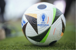 Bola Berisi Chip  untuk Euro 2024 Menjanjikan Keputusan Offside yang Lebih Akurat