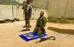 Fakta Tentara Israel, Alquran Ada di Tangan Senjata di Tangan Lainnya Demi Tanah Air Israel
