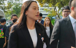 Anggota Parlemen Thailand Cantik Ini Dijatuhi Hukuman 6 Tahun karena Menghina Kerajaan