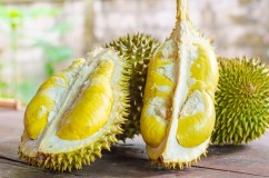 Saat Makan Durian Hindari Tiga Jenis Makanan Agar Tetap Sehat