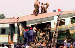 Rekor Jumlah Korban Meninggal Dunia di Indonesia 129 Korban Jiwa di Kecelakaan KA Bintaro 1987