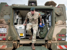 Anggota Militer Menyusut Jenderal Inggris Serukan Mobilisasi Warga untuk Hadapi Rusia