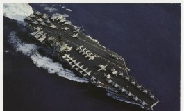 Kapal Induk Super USS John F. Kennedy Menerbangkan Mobil Berat ke Sungai, untuk Tes Peluncuran Pesawat