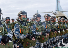 Tentara China yang Membelot  Mengklaim Angkatan Udara Memasak Makanan Menggunakan Bahan Bakar Rudal