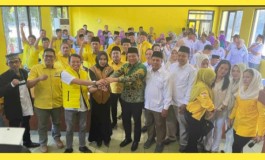 Membangun Koalisi Besar, H. Subandi dan Mimik Idayana Silaturahmi ke DPD Golkar Sidoarjo