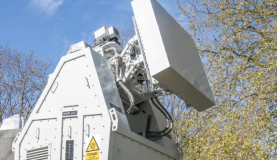 Inggris Mngembangkan Senjata Gelombang Radio yang Dapat Hancurkan Segerombolan Drone Hanya $0,12 per Tembakan