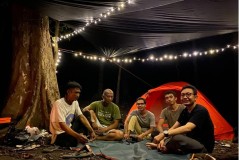 Kakatua Jambul Kuning Pulau Moyo -3 habis): Jangan Sampai Tinggal Cerita